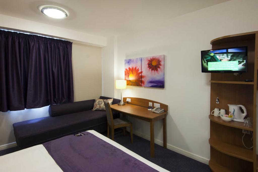 Premier Inn Dublin Airport Swords Ruang foto