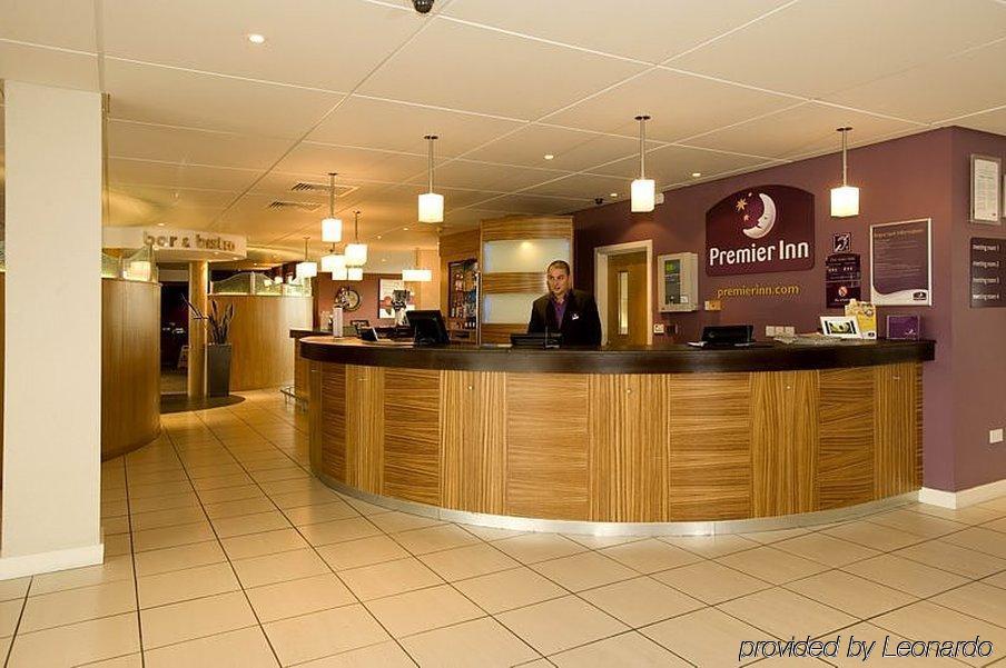 Premier Inn Dublin Airport Swords Bagian luar foto