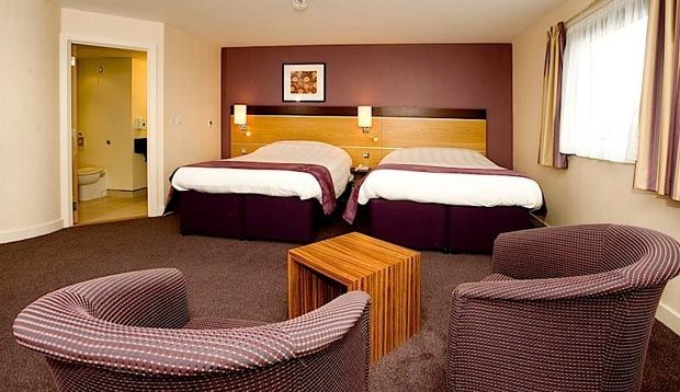 Premier Inn Dublin Airport Swords Bagian luar foto